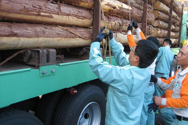 津山市内だけでなく、美作市や真庭市から通勤している運転手が多数在籍しています。また、岡山へのUターン、Iターンでのご応募も大歓迎です！