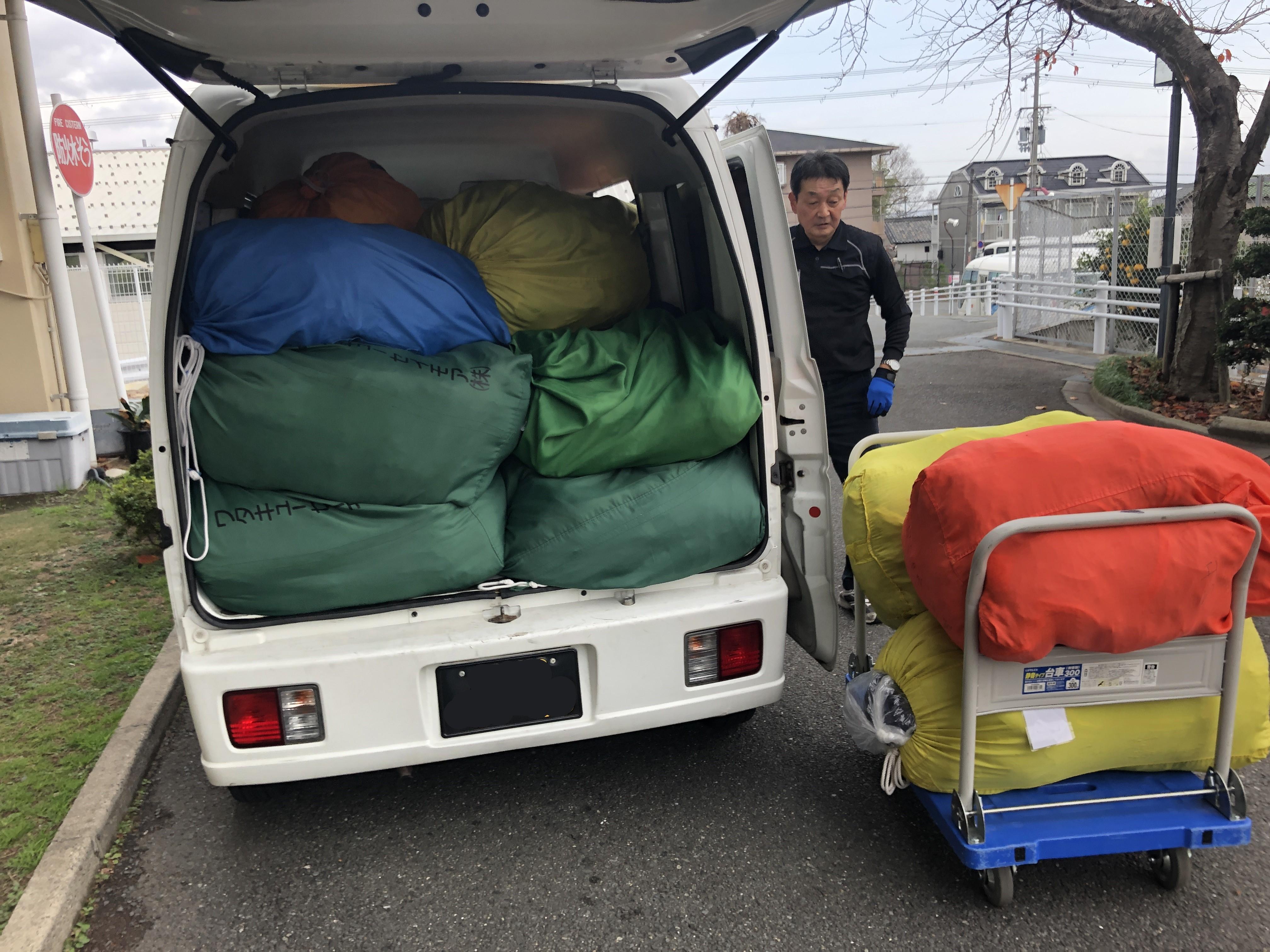 泉佐野市から軽バン、幌車でクリーニング集配業務